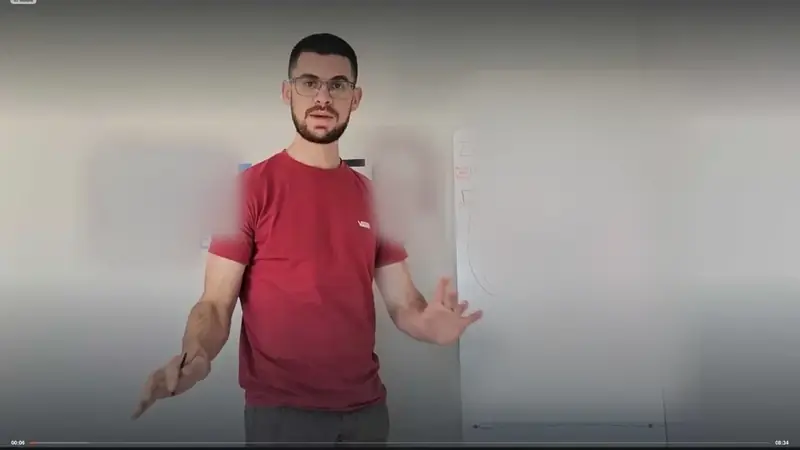 Imagem do instrutor numa aula prática do curso 29